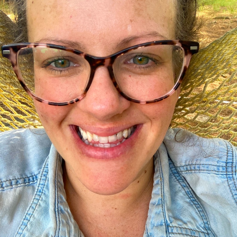Meet your Posher, Nina